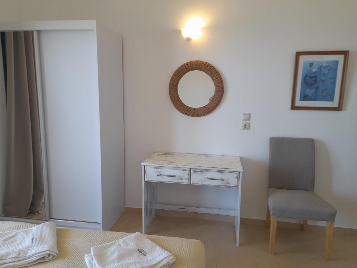 Zaki-1 Premium Villa Moni Evaggelistrias Екстериор снимка